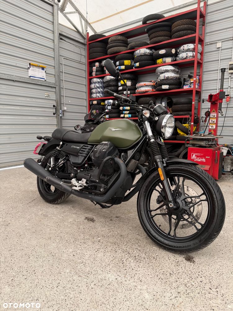 Moto Guzzi V7 - 1