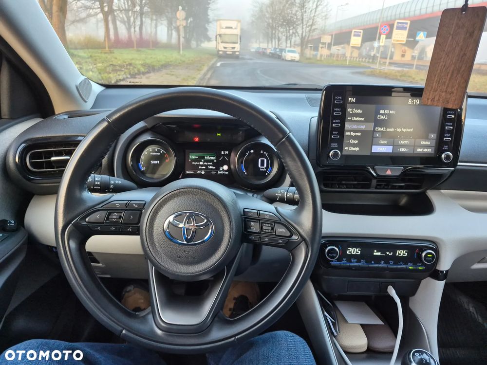 Toyota Yaris 1.5 Selection Elegant - 18