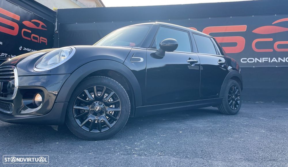 MINI 5 Portas Cooper D - 2