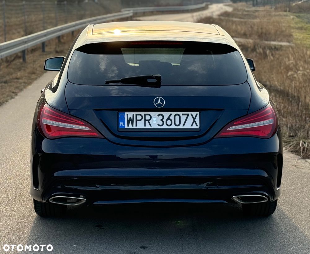 Mercedes-Benz CLA 180 AMG Line - 17