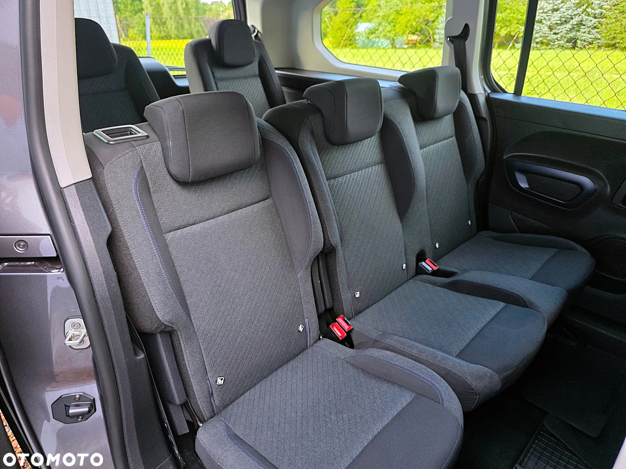 Peugeot Rifter BlueHDI 130 L2 7-Sitzer Allure - 22