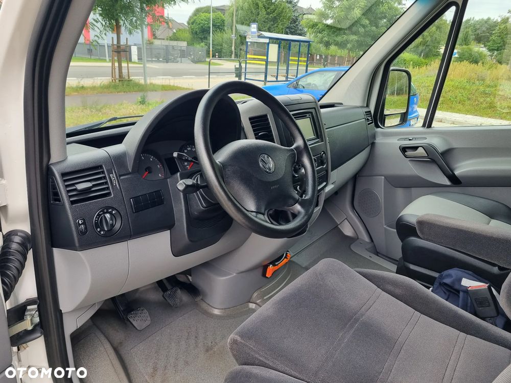 Volkswagen Crafter - 13