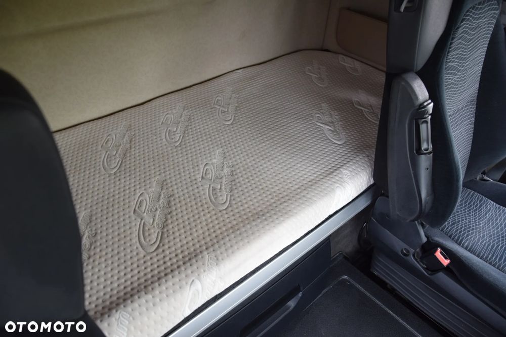 Mercedes-Benz ACTROS 1848 / EURO 6 / TEMPOMAT / KLIMATYZACJA / SERWISOWANY / SPROWADZONY - 31