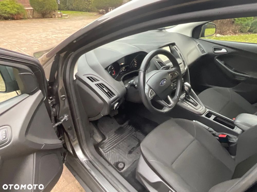 Ford Focus 1.6 Trend PowerShift - 3