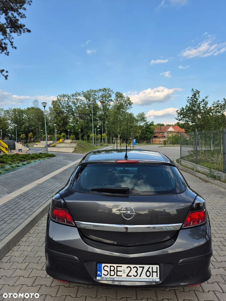 Opel Astra 1.4 111 - 12
