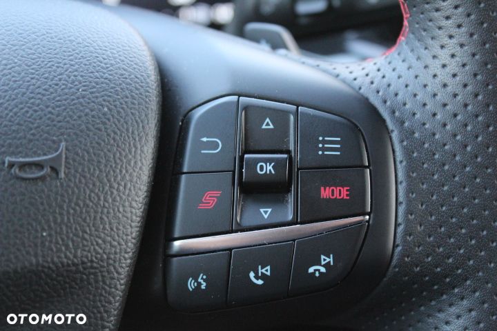 Ford Focus 2.3 EcoBoost ST X - 24