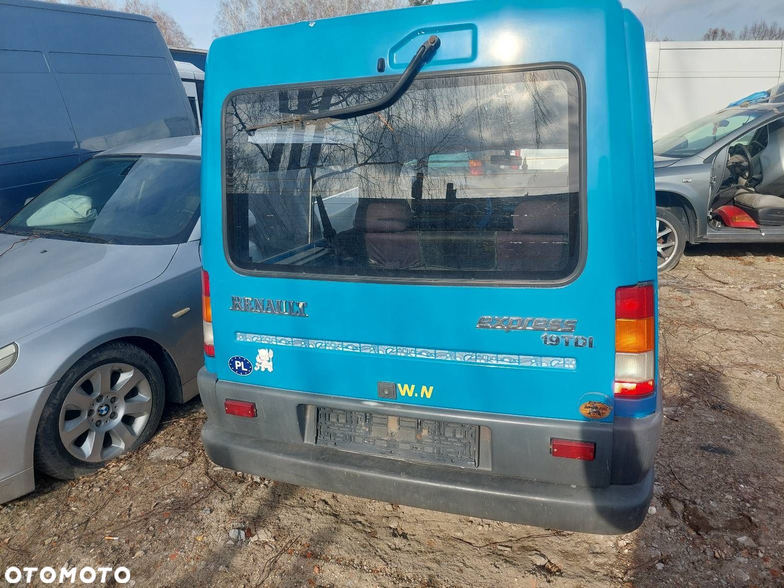 KOMPLETNY TYŁ KLAPA ZDERZAK LAMPA LEWY PRAWY TYŁ RENAULT EXPRESS III - 1