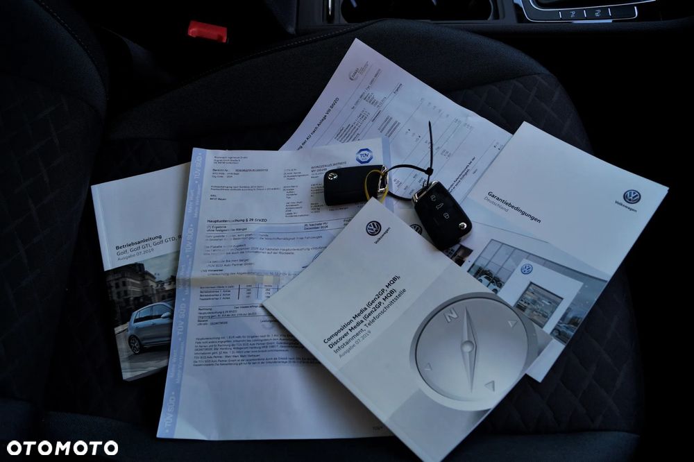 Volkswagen Golf - 40