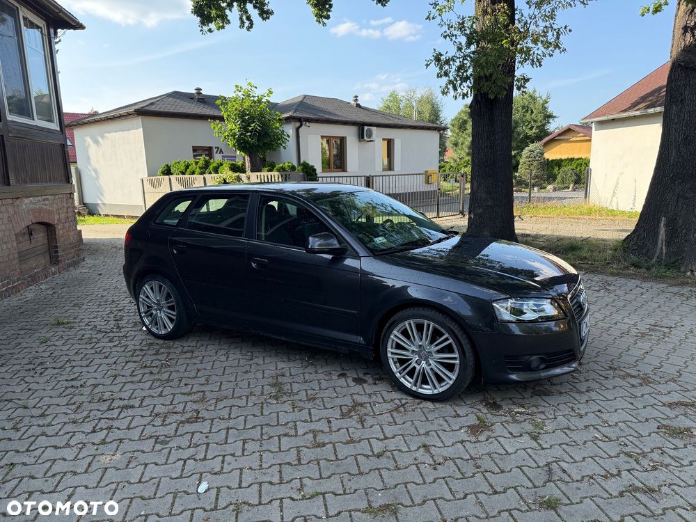 Audi A3 Sportback 2.0 TDI DPF Ambition - 4