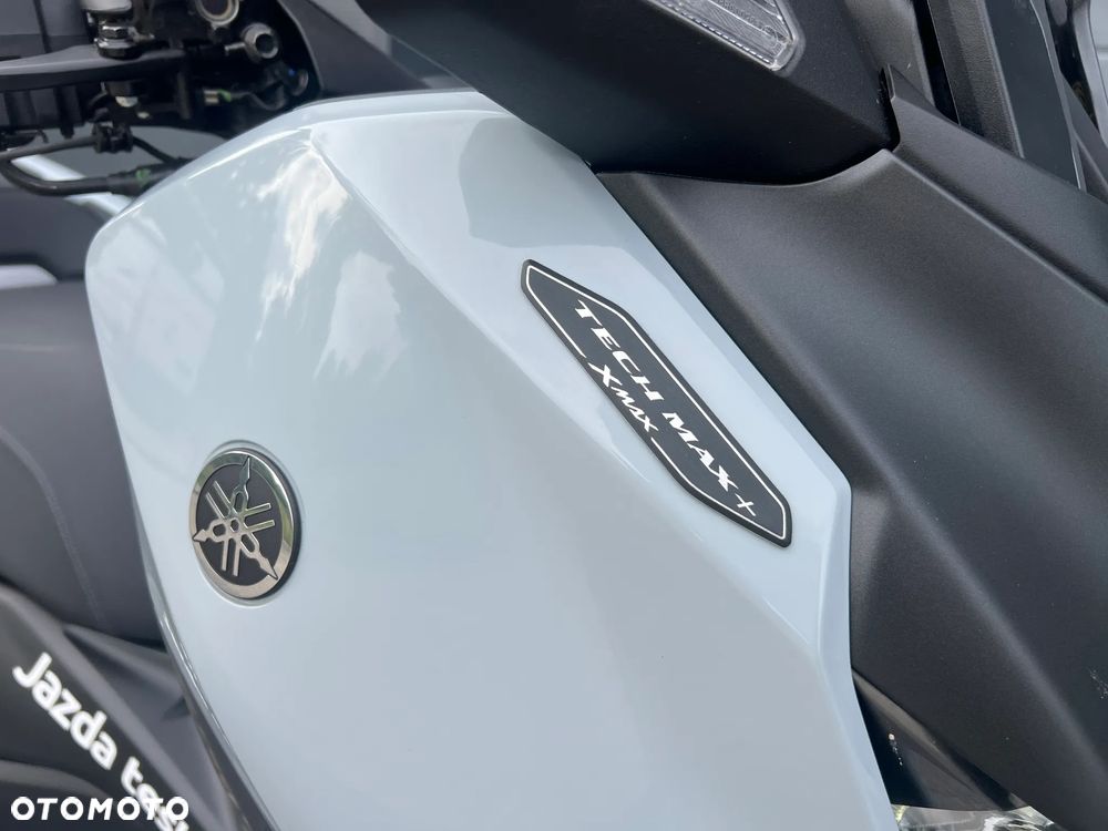 Yamaha X-max - 5