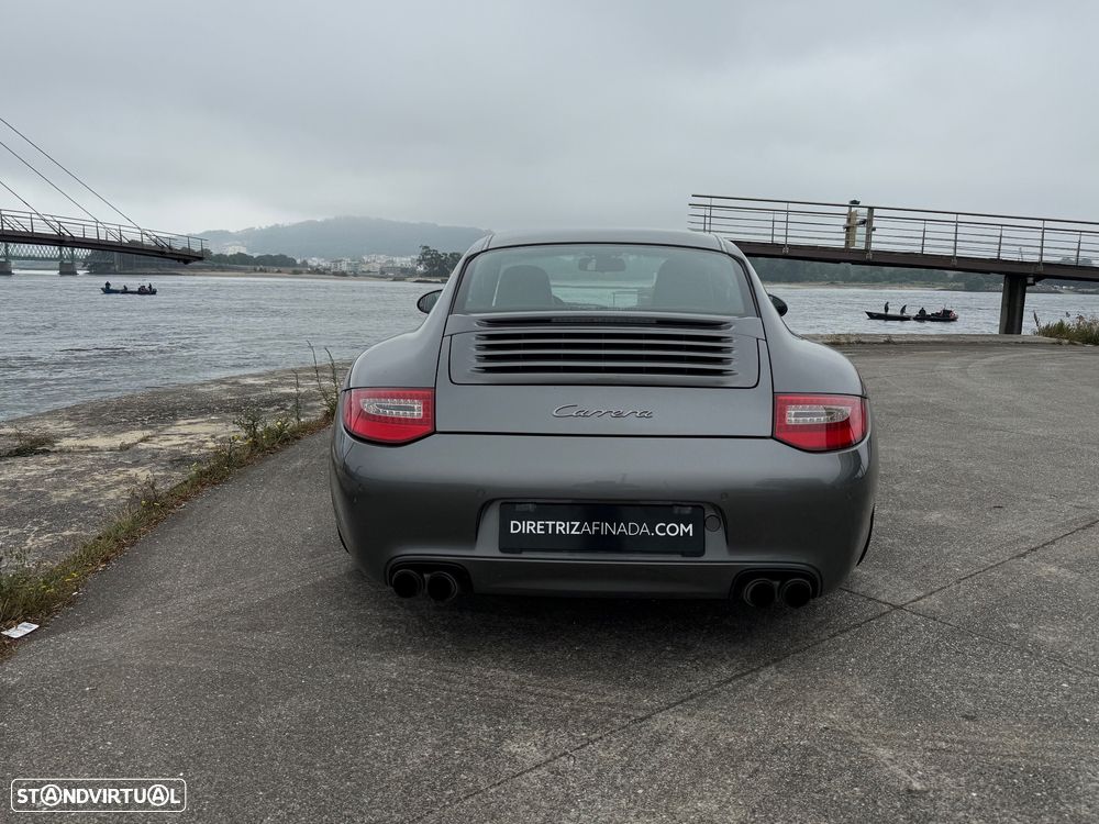 Porsche 911 (997) Carrera - 9