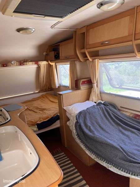Arenda T0 caravana na natureza - Grande imagem: 3/10