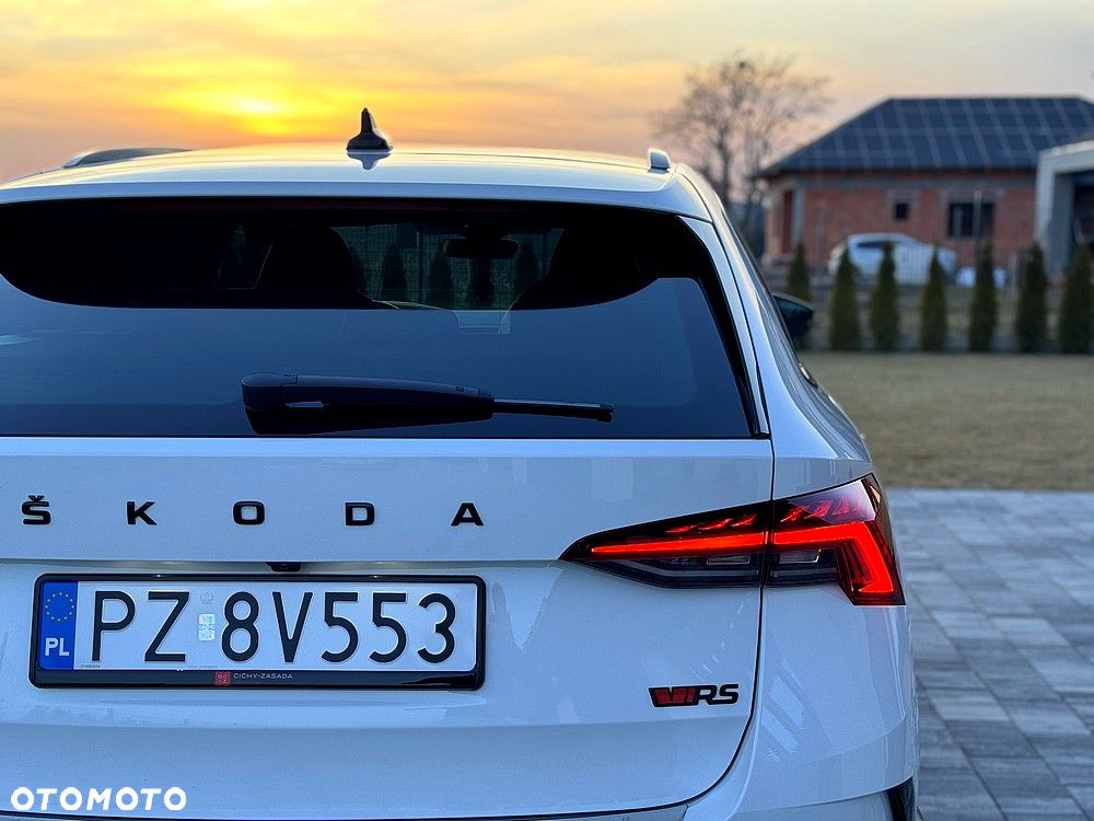 Skoda Octavia 2.0 TDI DSG RS Plus - 14