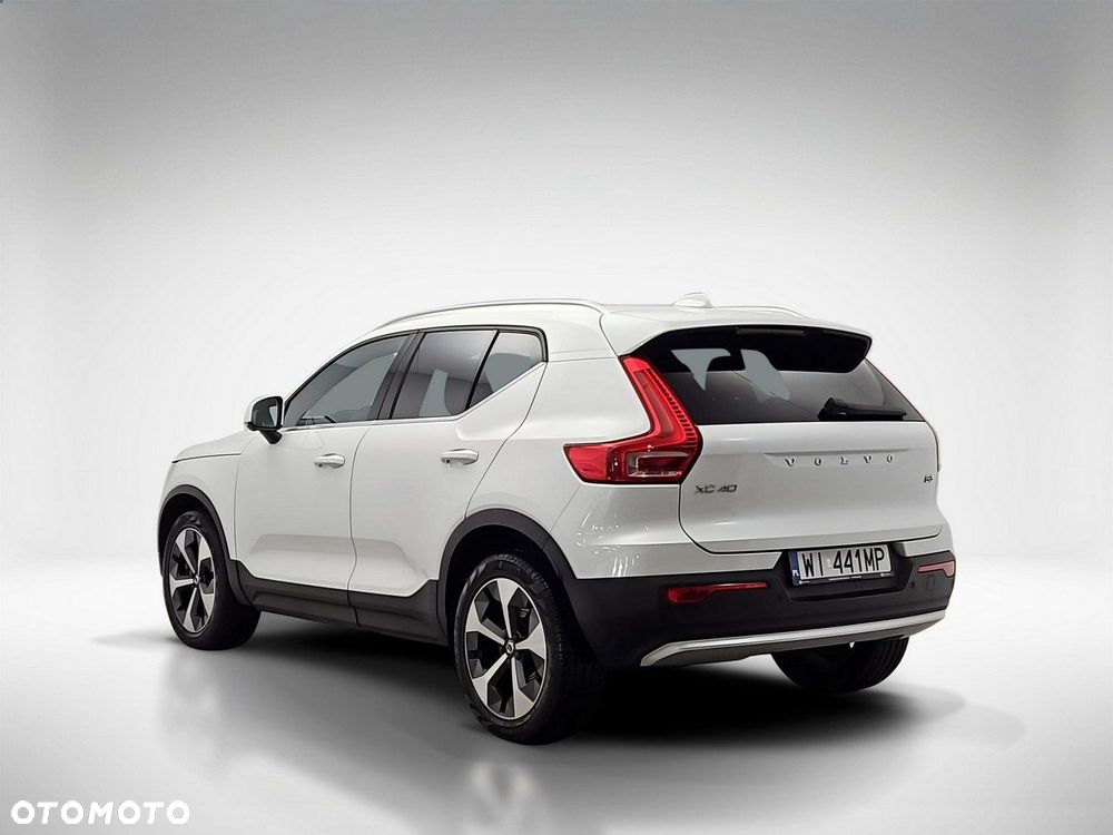Volvo XC 40 B3 Plus Bright - 3