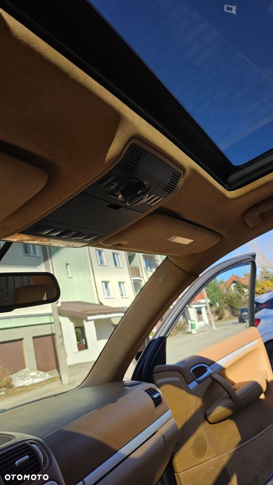 Porsche Cayenne Tiptronic S GTS - 14