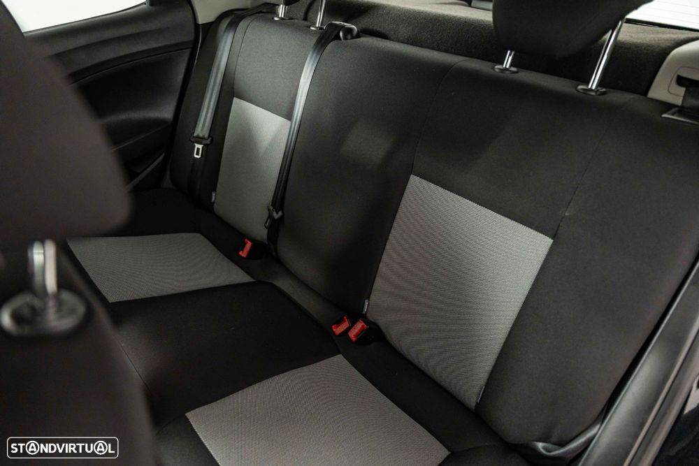 SEAT Ibiza 1.0 Reference - 27