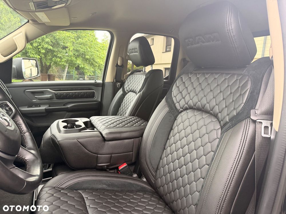 RAM 1500 5.7 Quad Cab Bighorn - 18