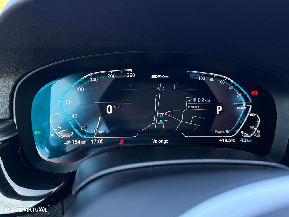 BMW 520 e Pack M — fotografia 32
