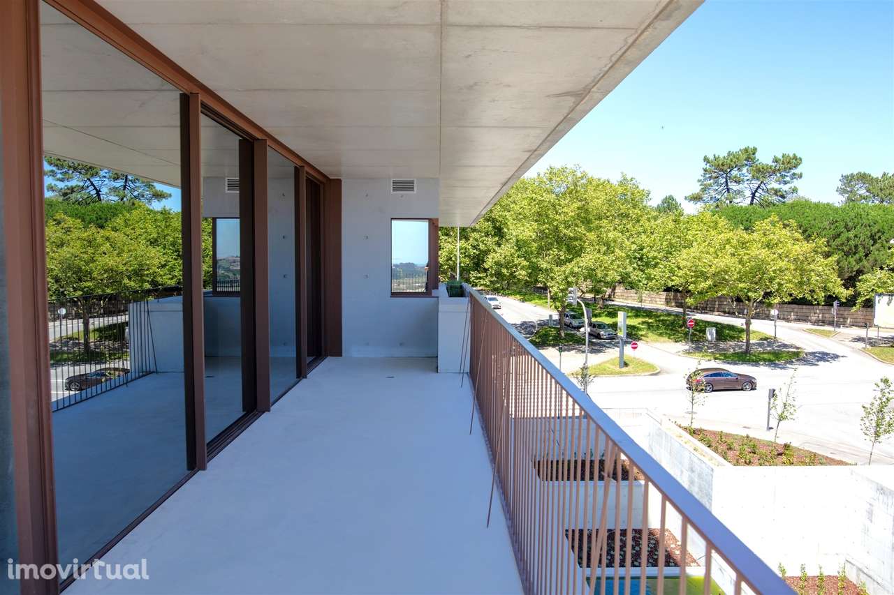 T2 na Foz com vista rio - Grande imagem: 3/27