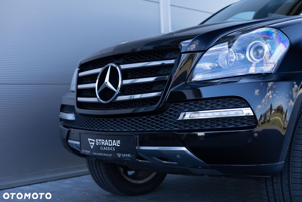 Mercedes-Benz GL 500 4Matic 7G-TRONIC Grand Edition - 15