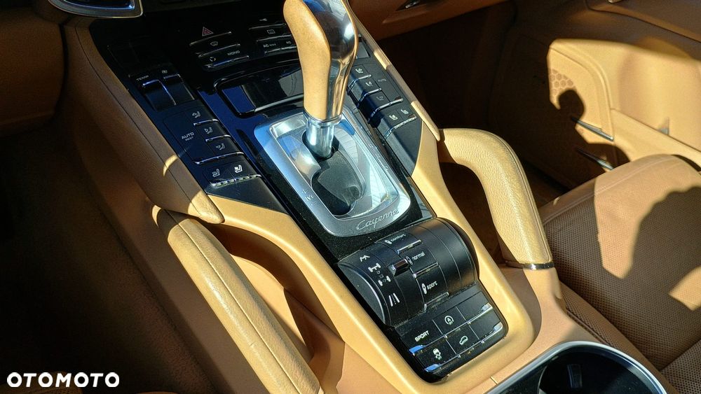 Porsche Cayenne S Tiptronic S - 24