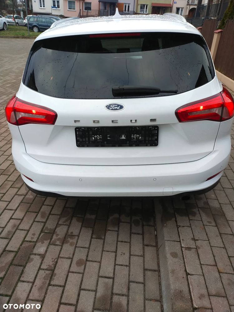 Ford Focus - 17