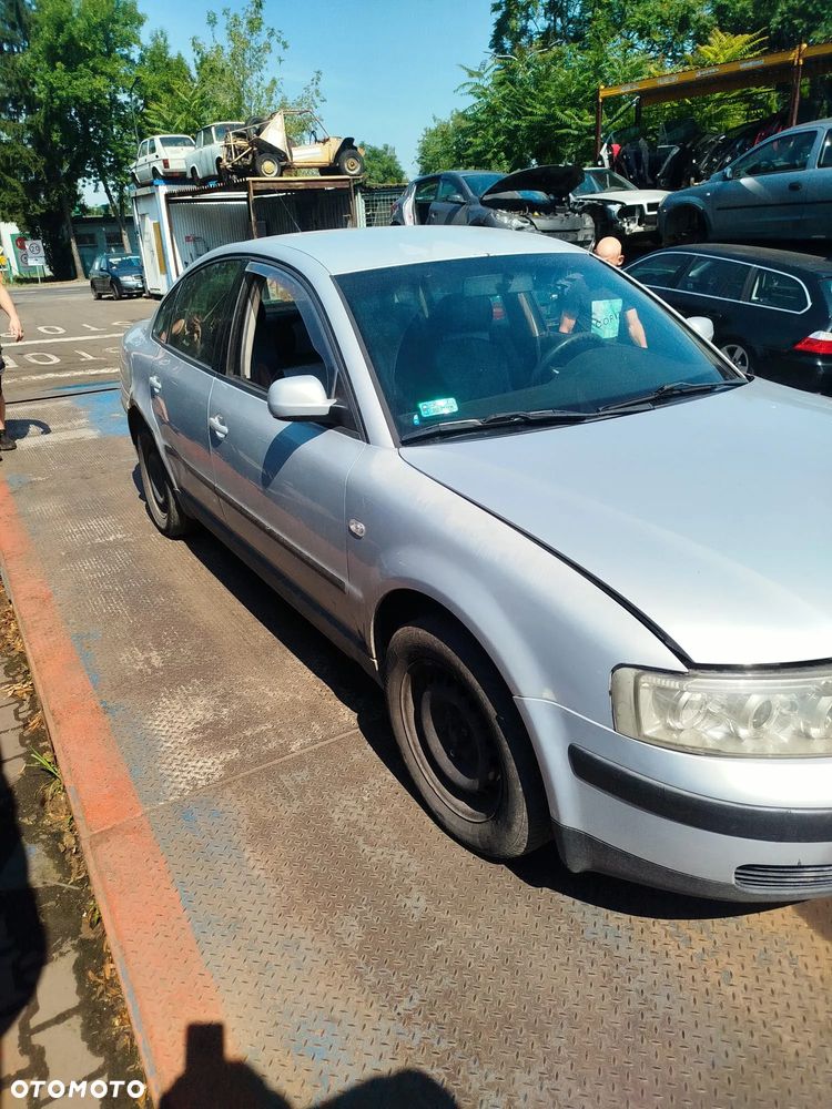 Volkswagen Passat B5  na części - 2