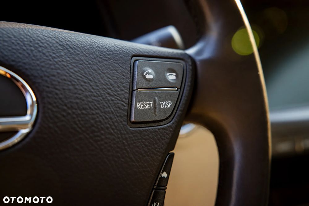 Lexus LS 460 Prestige - 8