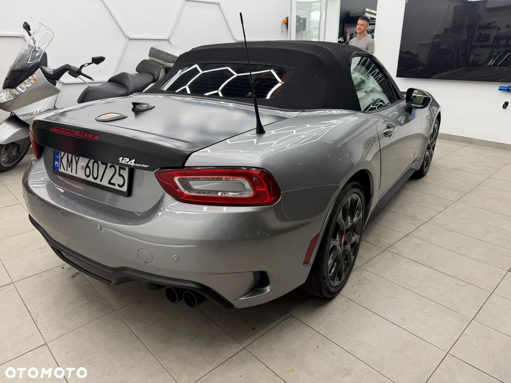 Abarth 124 - 8