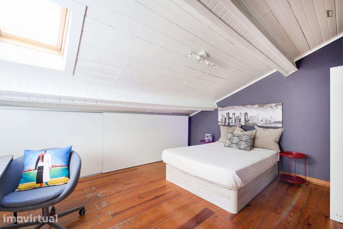 Quarto - localizado em Graça Lisbon - Grande imagem: 5/23