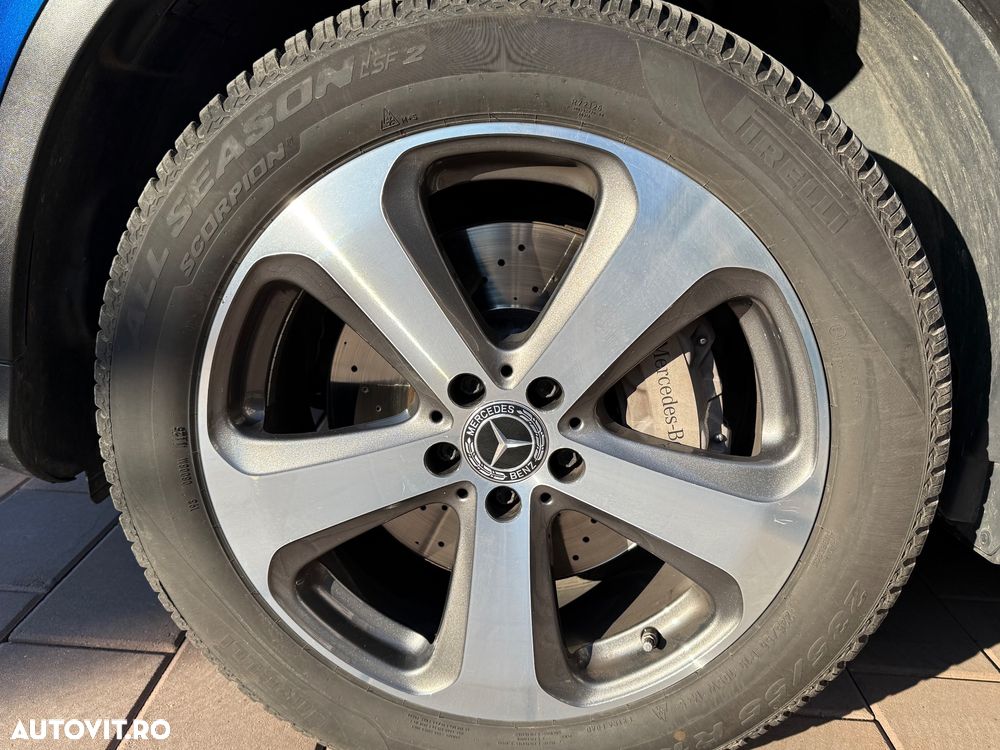 Mercedes-Benz GLC 300 4Matic 9G-TRONIC Exclusive - 11