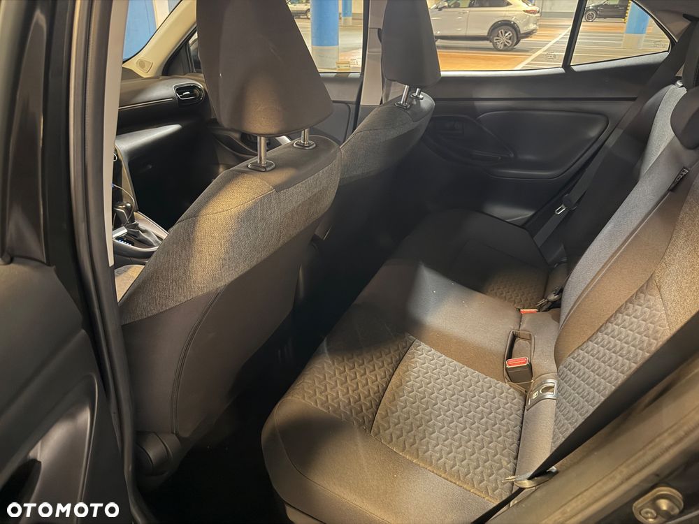 Toyota Yaris Cross Hybrid 1.5 Comfort - 24