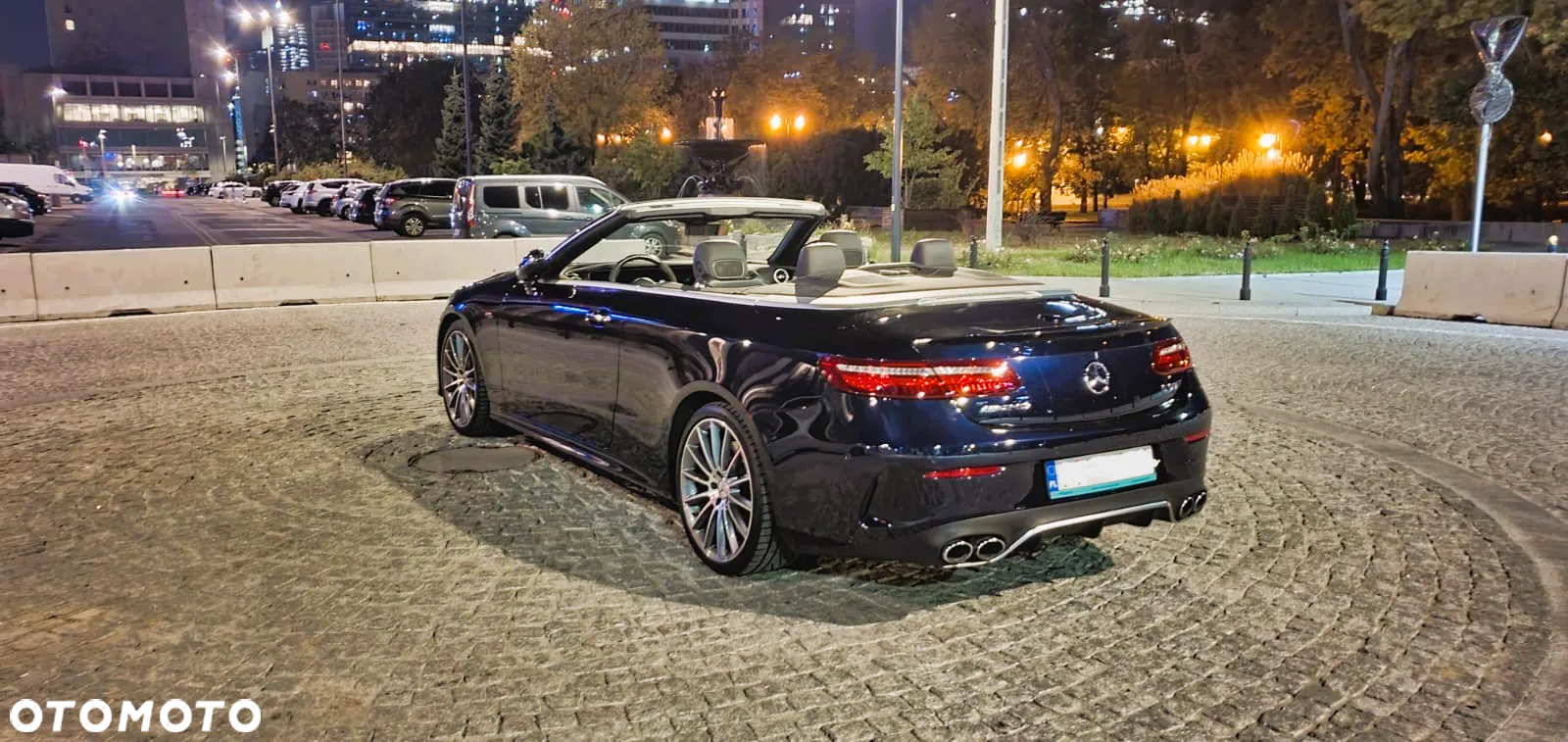 Mercedes-Benz Klasa E AMG 53 Kabriolet 4-Matic+ 9G-TRONIC - 11