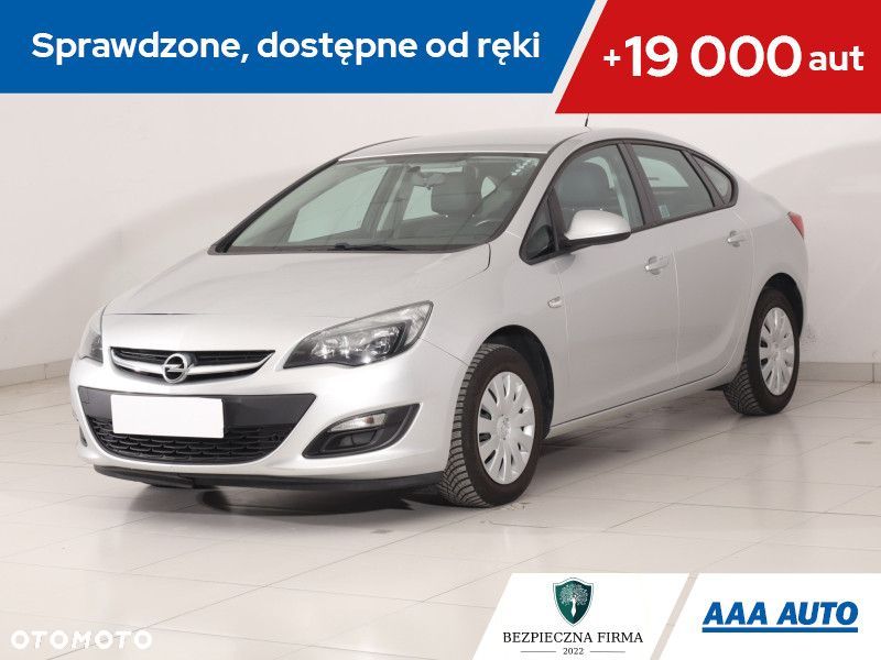 Opel Astra - 1