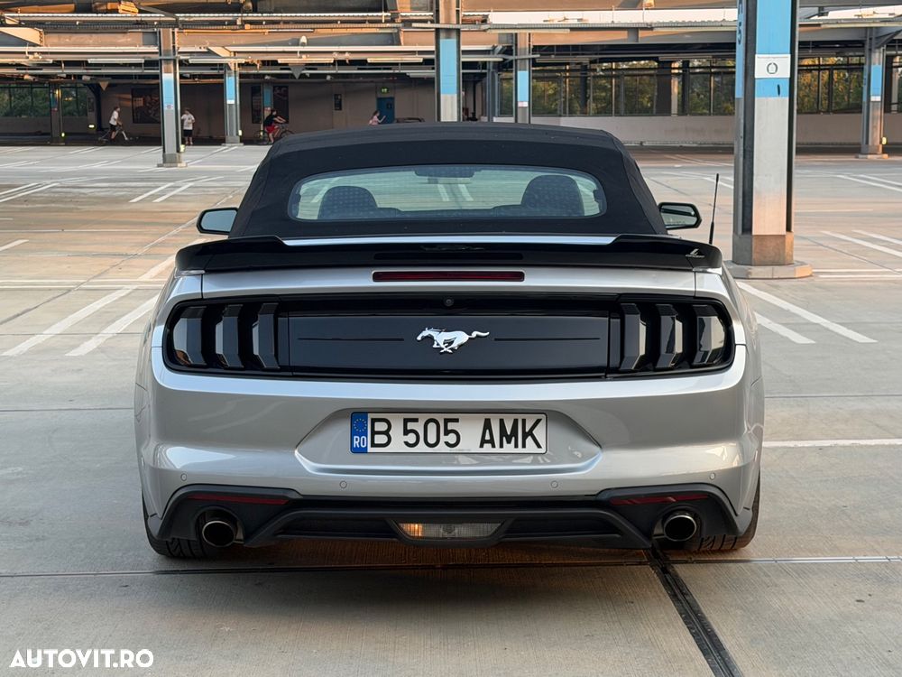 Ford Mustang 2.3 EcoBoost Aut. - 3