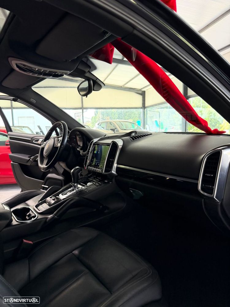 Porsche Cayenne 3.0 V6 - 21