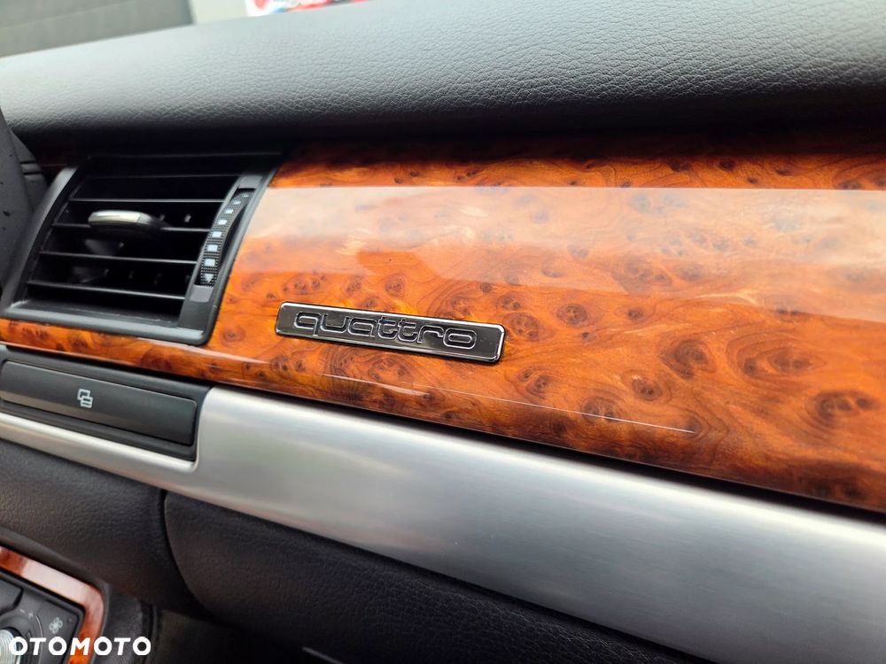Audi A8 4.2 TDI DPF Quattro - 35