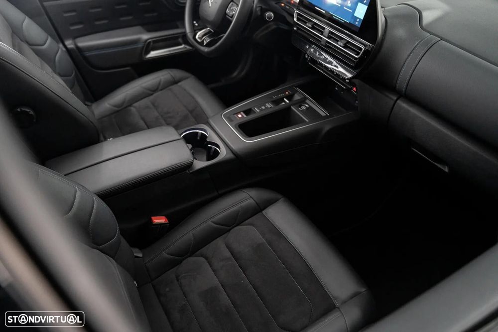 Citroën C5 Aircross 1.6 Hybrid Plus e-EAT8 - 24