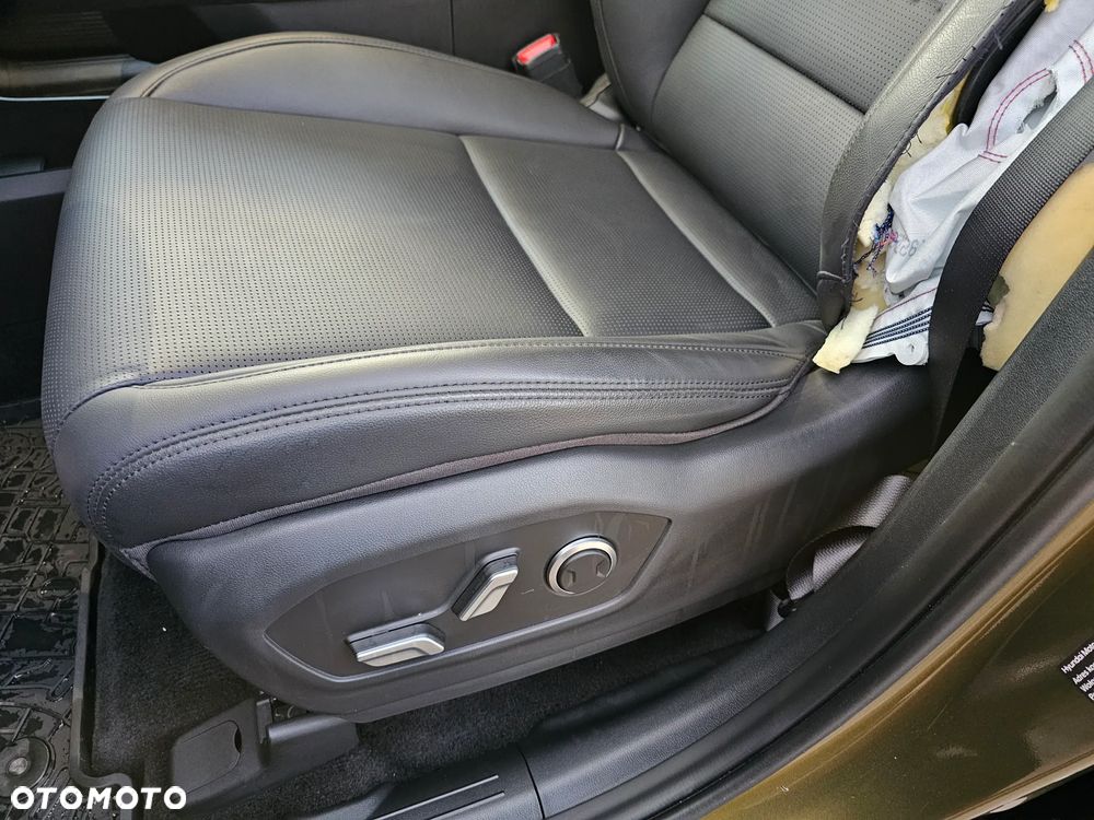 Hyundai Santa Fe 1.6 T-GDI HEV Premium 4WD - 23