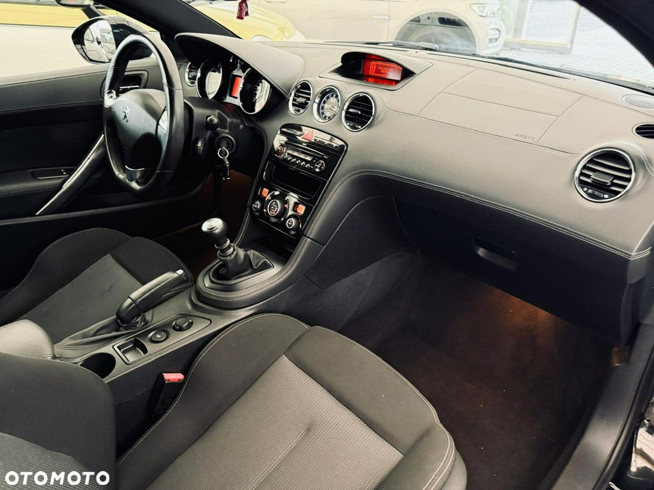 Peugeot RCZ - 30