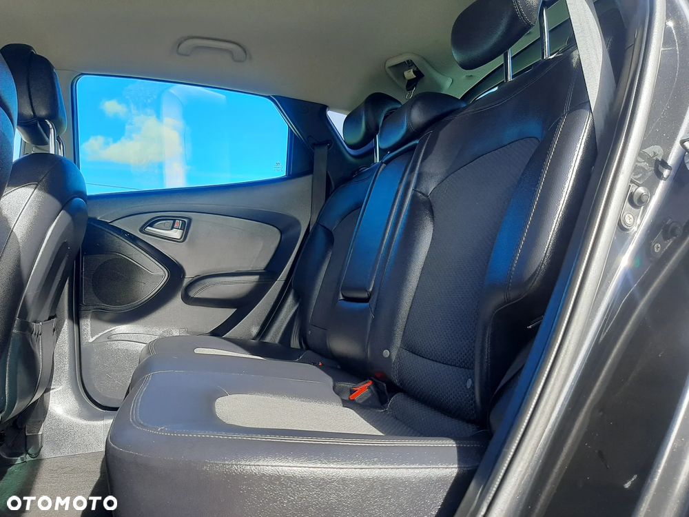Hyundai ix35 2.0 2WD Style - 17