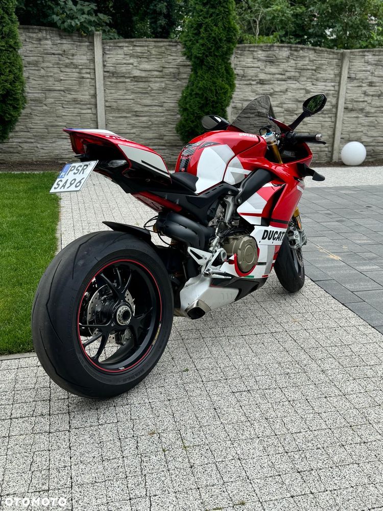Ducati Panigale V4S - 9