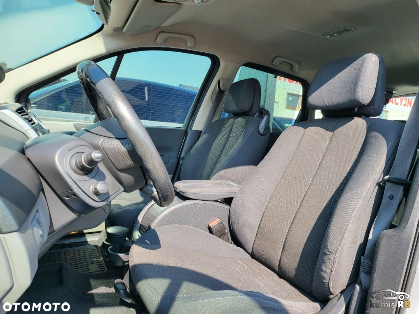 Renault Scenic - 24