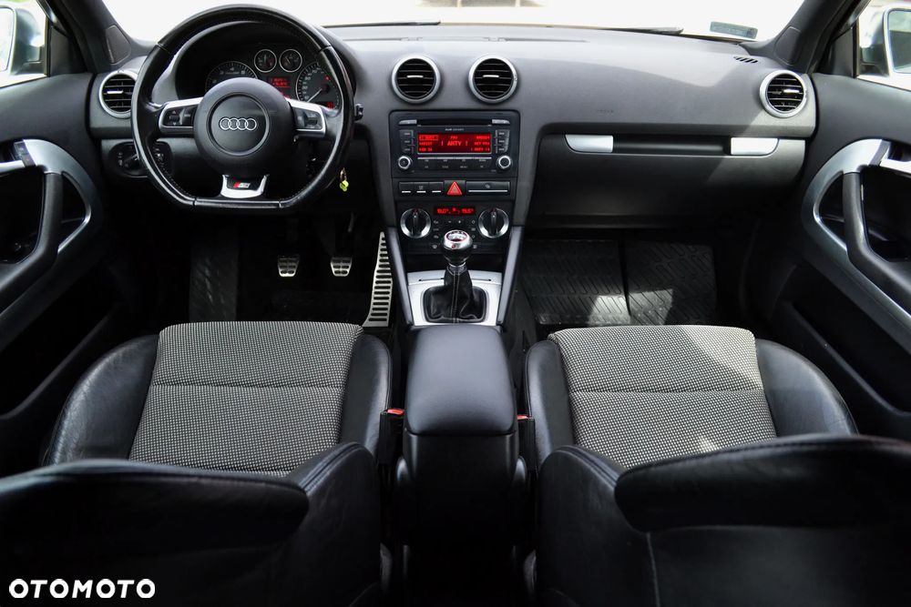 Audi S3 2.0T FSI Quattro - 9