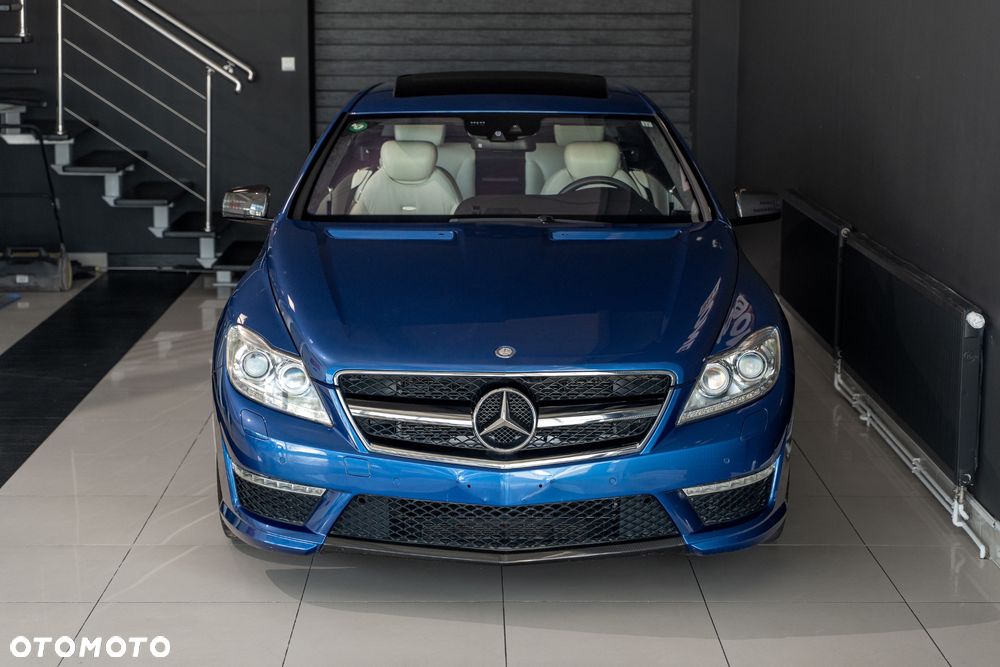Mercedes-Benz CL 63 AMG - 11