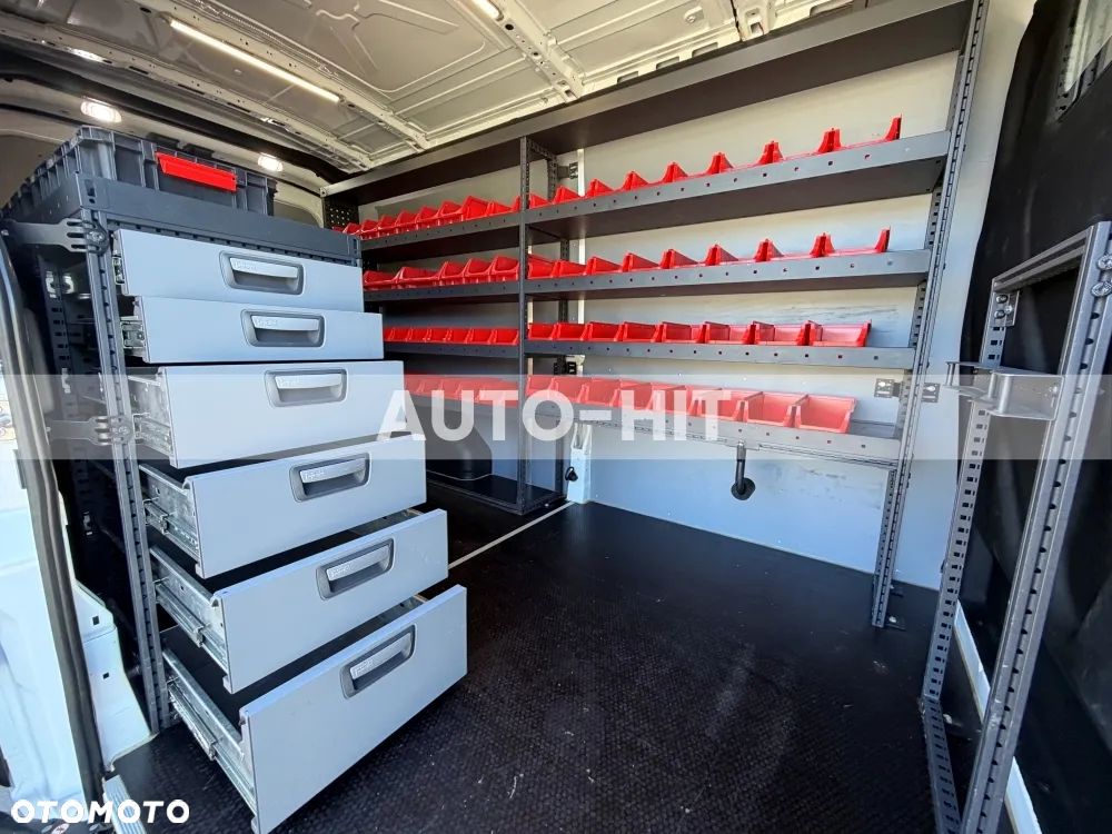 Ford Transit - 17