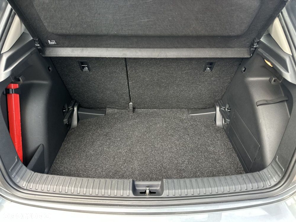 Skoda Fabia 1.0 TSI Ambition DSG - 33