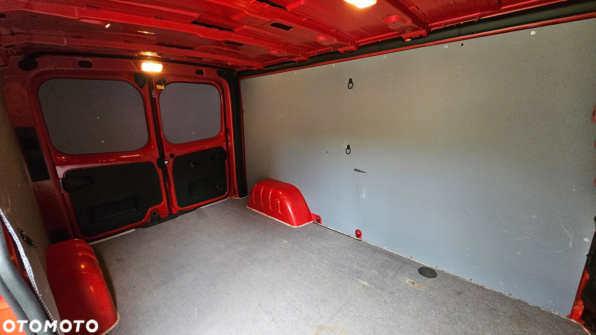 Opel Vivaro - 28