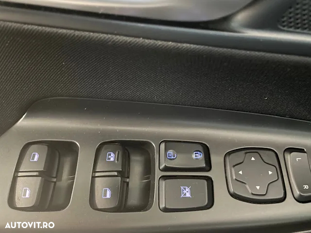 Hyundai KONA 1.0 T-GDI 120 CP 7 DCT 2WD Highway - 34
