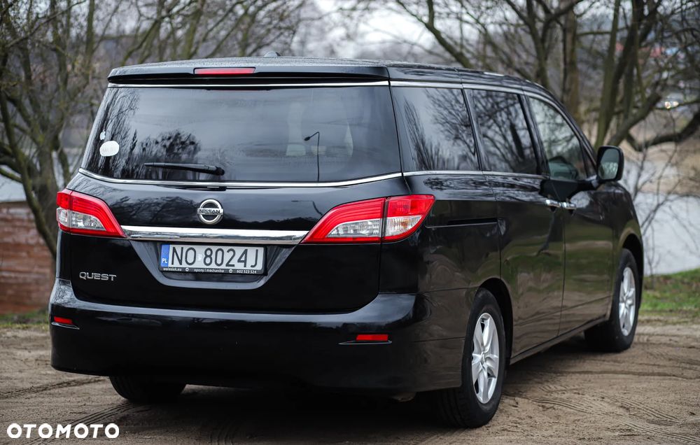 Nissan Quest 3.5 SL - 7